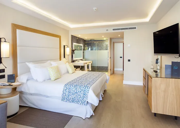 ドリーム グラン タカンデ＆スパ 5* アデヘ